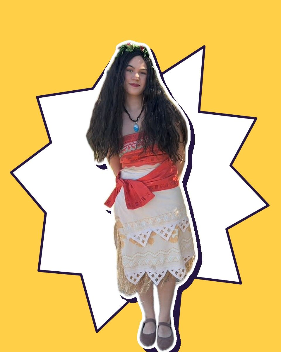 A performer as the Moana-inspired Island Voyager, one of our birthday party characters